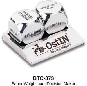 Presse-papiers de bureau en métal en forme de dés, avec message de motivation, pour cadeau d'entreprise et pour les décideurs - Product Image 1