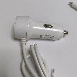 2USB 3in1อเนกประสงค์12W <span class=keywords><strong>USB</strong></span> คู่กับสาย <span class=keywords><strong>Micro</strong></span> Type-C iOS อะแดปเตอร์ชาร์จในรถยนต์อเนกประสงค์สำหรับ iPhone Android - Product Image 2