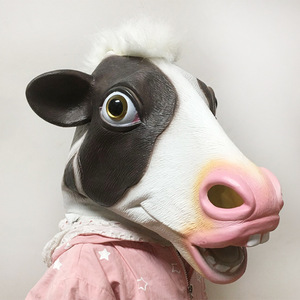 Máscara de vaca de látex Biyang, color rosa, máscara de animal de granja para disfraces de Halloween y Navidad - Product Image 2