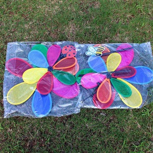 Großhandel Bestseller Große 38*70cm Plastik Doppelschichtige Pailletten-Insekten-Biene Kinderspielzeug für Außendekoration - Product Image 5