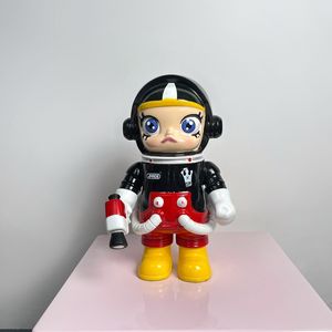 Figurine décorative tendance en résine <span class=keywords><strong>Molly</strong></span> Astronaut 400% – Ornement cadeau - Product Image 6