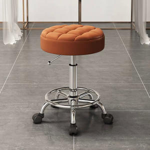 Современный регулируемый по высоте вращающийся стул на колесиках 360° °   Вращающийся круглый стул для салона с обивкой из искусственной кожи и хромированным основанием - Product Image 1