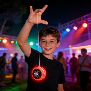 ของเล่นโยโย่เรืองแสงในที่มืดแบบ LED สำหรับเด็ก ลายการ์ตูนพิมพ์ลายทีมชาติ ของขวัญคอสเพลย์ยอดนิยม - Product Image 2