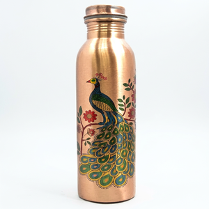 Botella de Agua Ayurvédica de 900 ml, Cobre Puro Hecho a Mano, Hidratación y Bienestar, a Prueba de Fugas, Sin Uniones, No Tóxica, Estilo Vintage, CE - Product Image 1