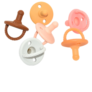 Commercio all'ingrosso in gomma di Silicone naturale per bambini massaggiagengive e ciuccio in Silicone adatto per 0-12 mesi - Product Image 2