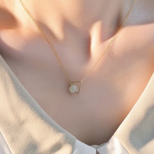 Pendentif et breloque de luxe d'été en jade de Hotan avec sensibilité naturelle, style Ins, cadeau d'anniversaire féerique, léger et petit - Product Image 4