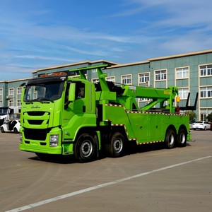 Camión de Remolque Rotatorio ISUZU GIGA de Servicio Pesado FTR 8x4, Grúa Hidráulica de 30 Toneladas, Vehículo de Rescate para Servicios Profesionales - Product Image 2