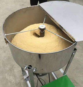 เครื่องผสมอาหารสัตว์สแตนเลสพร้อมมอเตอร์ โครงสีแดง สำหรับผสมอาหารไก่และปลา - Product Image 6