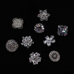 กระดุมคริสตัลประดับเพชรซิร์คอนวิบวับ สำหรับเย็บติดเสื้อผ้า ตกแต่ง DIY และเครื่องประดับเสื้อผ้า - Product Image 3