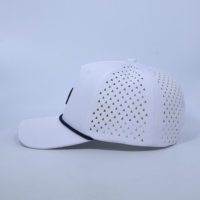 Gorras de Surf Impermeables, Logotipo de Goma Personalizado, Perforaciones Cortadas con Láser, Gorras Deportivas Blancas de 5 Paneles, Gorras de Béisbol, Gorras de Golf