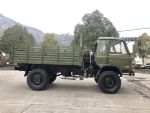 Dongfeng EQ2070 190HP Motor diésel Camión de carga 4x4 Drive Off Road Personal Transporte Vehículo portador para la venta - Product Image 6