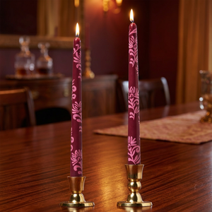 Bougie conique luxueuse en cire de soja, finition mate, couleur bordeaux prune foncé, motif floral peint à la main, rose doux, pour Noël, anniversaires, décoration intérieure - Product Image 3