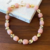 Collares de Joyería de Moda Vintage, Collar llamativo de bolas de cuentas doradas gruesas con dije de resina acrílica, Joyería Irregular