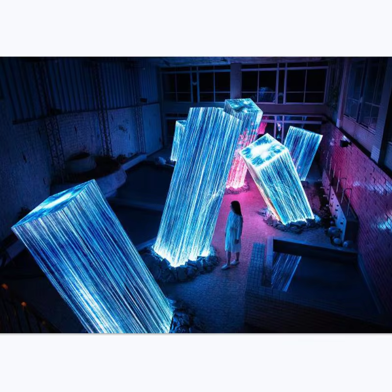 สีขาวอบอุ่น