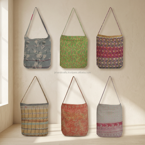Sacs à Bandoulière de Travail Kantha Traditionnels Vintage de Haute Qualité - Product Image 4