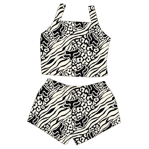 Set di Abbigliamento Personalizzato per Bambine con Motivo Hawaiano, Top Senza Maniche e Pantaloncini in Tessuto Seta di Latte, 2 Pezzi - Product Image 3