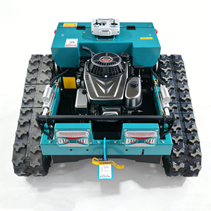 Robot tondeuse industriel sur chenilles autopropulsé télécommandé à rotation 360° et rayon de braquage 180° pour l'entretien des arbustes de jardin - Product Image 4