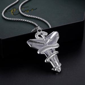 Serin erkek moda Hip-Hop tasarım zinciri siyah Mamba spor yıldız Kobe burcu kolye yılan çapraz kolye - Product Image 3