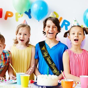 Grande Écharpe d'Anniversaire Zodiaque Taureau avec Feuille d'Or, Écharpe Noire pour Anniversaire Taureau, Horoscope Avril Mai, Astrologie - Product Image 6