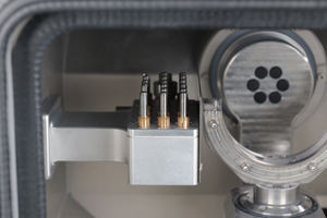 Fresatrice dentale Dentaire Cad Cam Lab <span class=keywords><strong>Dental</strong></span> <span class=keywords><strong>Zirconia</strong></span> 5 assi fresatrice dentale <span class=keywords><strong>CNC</strong></span> <span class=keywords><strong>Mill</strong></span> - Product Image 2