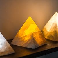 Lampe artisanale en gypse naturel, ornement lumineux en pierre translucide pour Noël, ambiance chaleureuse, motif ange et fleur, toucher réel