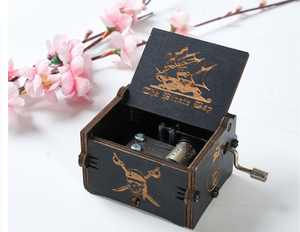 Cadeau créatif Mutoulao <span class=keywords><strong>Pirates</strong></span> <span class=keywords><strong>des</strong></span> Caraïbes Boîte à musique carrée en bois à manivelle avec logo personnalisé Couleur naturelle Taille compacte - Product Image 5