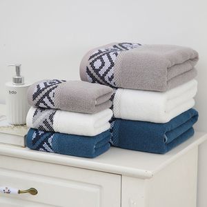 सर्वश्रेष्ठ विक्रेता विभिन्न विनिर्देशों अच्छी कीमत कढ़ाई स्नान तौलिया परिवार के अनुकूल - Product Image 4