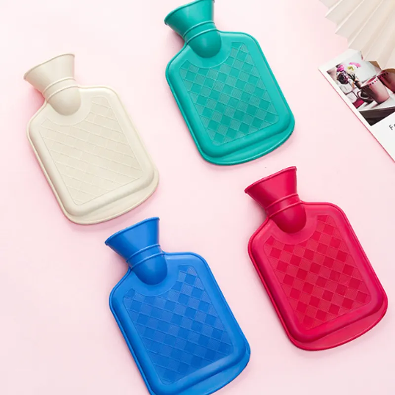 Wholesale high quality water-filling rubber hot water bottle bag hot heat pack hand warm with knitted cover
