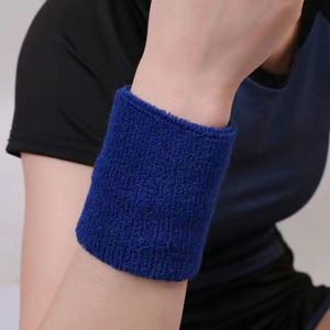 Fascia da Polso Traspirante Assorbi-Sudore <span class=keywords><strong>per</strong></span> Ciclismo, Fascia Antisudore <span class=keywords><strong>per</strong></span> Basket, Elastica e Resistente al Sudore <span class=keywords><strong>per</strong></span> Pallavolo e Tennis da Tavolo - Product Image 4