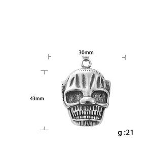 yunnique Skull Pendant Stainless Steel Men's Necklace Retro Geometric Design 190139 - Product Image 5