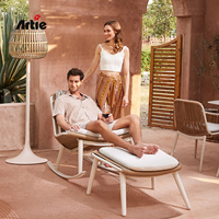 Meubles de balcon en rotin Artie chaise à bascule en osier pour l'extérieur canapé meubles de jardin de luxe ensembles de salon de jardin