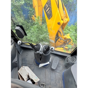 Chargeuse-pelleteuse JCB 4CX d'occasion, 8,4 tonnes, chargeuse sur pneus d'occasion avec godet de terrassement de 1,2 m³, haute qualité, en stock - Product Image 2