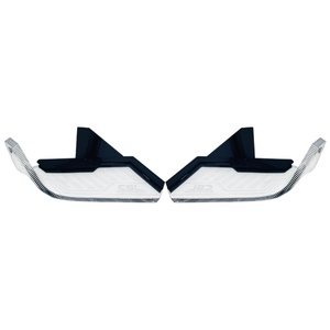 Feux arrière automobiles multifonctions avec feux de jour à LED, clignotants et assistance au recul pour Toyota Innova - Product Image 4