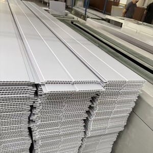Échantillon gratuit de panneaux de <span class=keywords><strong>plafond</strong></span> en PVC minimalistes, <span class=keywords><strong>blanc</strong></span> brillant <span class=keywords><strong>mat</strong></span>, imperméables, pour l'intérieur - Product Image 2