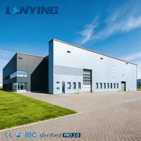 Entrepôt industriel à structure métallique, bâtiment à ossature métallique à portée libre pour charges lourdes, hangar de stockage logistique