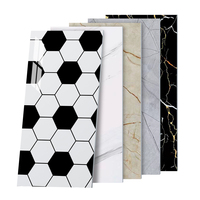 Carreaux de mousse de marbre de tuiles de tapis de peau et de bâton de PVC pour la cuisine de dosseret de mur