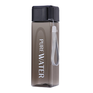 Bouteille d'eau carrée en plastique Tiannuo 500 ml sans BPA, portable, avec paille, pour usage général, 480 ml, en plastique PC carré - Product Image 2