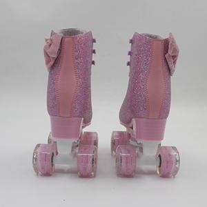 <span class=keywords><strong>โรล</strong></span>เลอร์สเกตสไตล์<span class=keywords><strong>ย</strong></span>้อนยุคแวววาวที่มีสีชมพูล้อไฟ LED และโบว์อุปกรณ์เสริมโรลเลอร์เบลดสไตล์วินเทจสำหรับเด็กผู้หญิง - Product Image 3