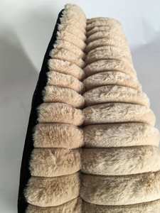 Lit pour animaux <span class=keywords><strong>de</strong></span> compagnie en forme <span class=keywords><strong>de</strong></span> <span class=keywords><strong>grotte</strong></span> en velours côtelé pliable <span class=keywords><strong>de</strong></span> couleur <span class=keywords><strong>vache</strong></span> avec housse amovible - Product Image 6