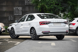 Nuova <span class=keywords><strong>Skoda</strong></span> <span class=keywords><strong>Superb</strong></span> 2025 a Benzina, 1.4t, 5 Porte, 5 Posti, Versione Sedan, Auto Economica per Esportazione dalla Cina - Product Image 6
