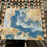 Dalle d'onyx bleu naturel de luxe de taille personnalisée pour mur de fond comptoir de cuisine plancher de salle de bain table basse