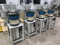 Alimentateur automatique d'écrous pour soudage par points, machine d'alimentation d'écrous haute efficacité pour ligne de soudage par résistance, support OEM