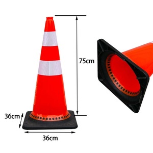 Venta al por mayor 75CM Cono de PVC reflectante naranja <span class=keywords><strong>con</strong></span> base negra 75cm <span class=keywords><strong>Conos</strong></span> reflectantes de PVC de seguridad vial <span class=keywords><strong>Conos</strong></span> de tráfico <span class=keywords><strong>con</strong></span> reflectante - Product Image 6