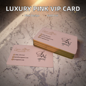 Carte de visite VIP rose de luxe personnalisée avec impression offset sur carton duplex et logo estampé à chaud en or - Product Image 2