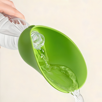 Bouteille d'eau portable pour chien avec bol intégré