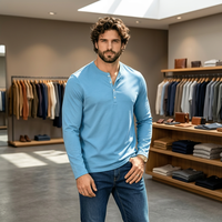 Kaos Henley Pria Lengan Panjang Biru Muda Kerah V Regular Fit Rajutan Katun Kasual Warna Solid Bernapas Ramah Lingkungan