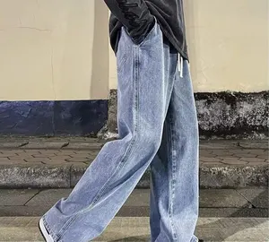 Großhandel Teenager-Jungenjeans Hip-Pop-Stil Freizeit Streetwear Hosen neue stilvolle lockere Jeans für Jungen Männer
