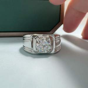 <span class=keywords><strong>Bague</strong></span> de mariage en moissanite à quatre griffes pour homme Offre Spéciale en argent sterling plaqué <span class=keywords><strong>or</strong></span> à la mode - Product Image 3