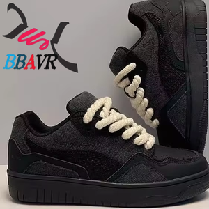 Zapatillas Deportivas Unisex con Aumento de Altura, Parte Superior de PU Artificial Transpirable, Color Negro Puro, Suela Gruesa de Goma - Product Image 2