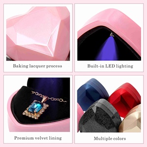 Creativo a forma di cuore rombo LED Flip Cover san valentino <span class=keywords><strong>festa</strong></span> <span class=keywords><strong>della</strong></span> <span class=keywords><strong>mamma</strong></span> <span class=keywords><strong>anello</strong></span> collana orecchini ciondolo gioielli imballaggio - Product Image 2